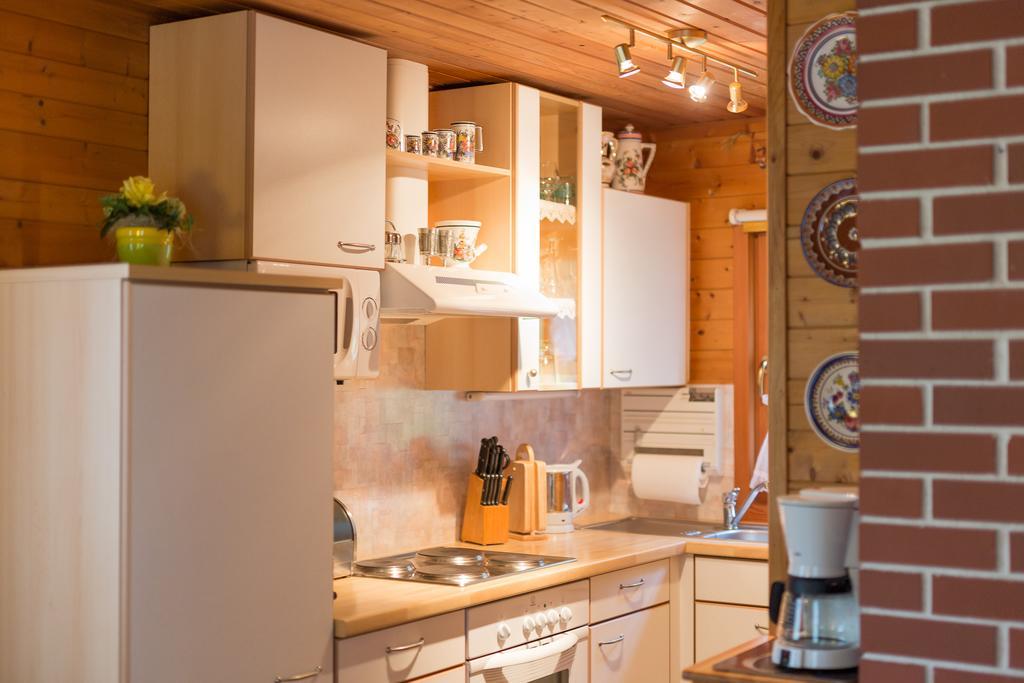 Hotel Garni Gruenmoos Sankt Jakob in Defereggen Kamer foto